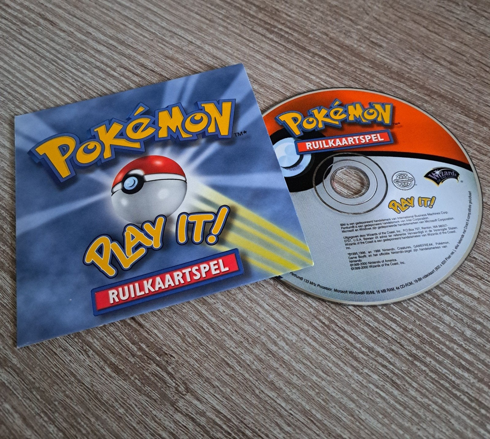 Pokémon Play It! Ruilkaartspel CD-ROM, Ophalen of Verzenden, Zo goed als nieuw, Overige typen