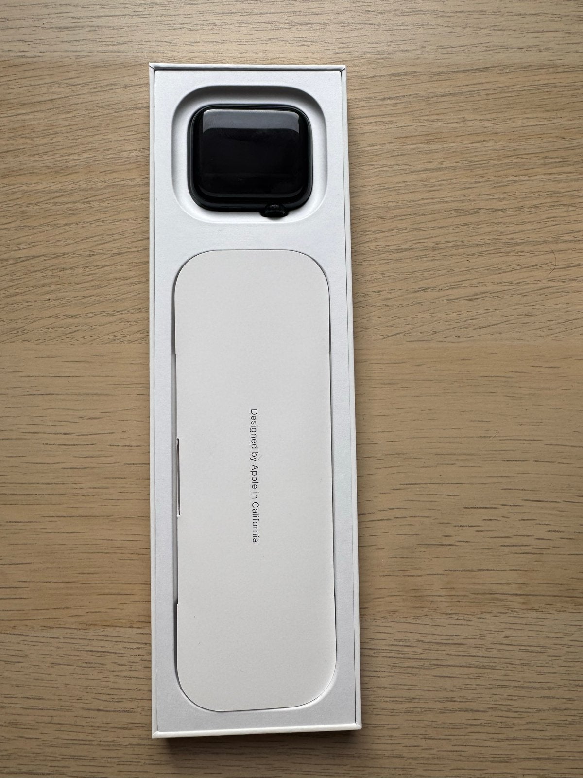 Foto 6 van Apple Watch SE 2e generatie 44mm – Midnight Sportband