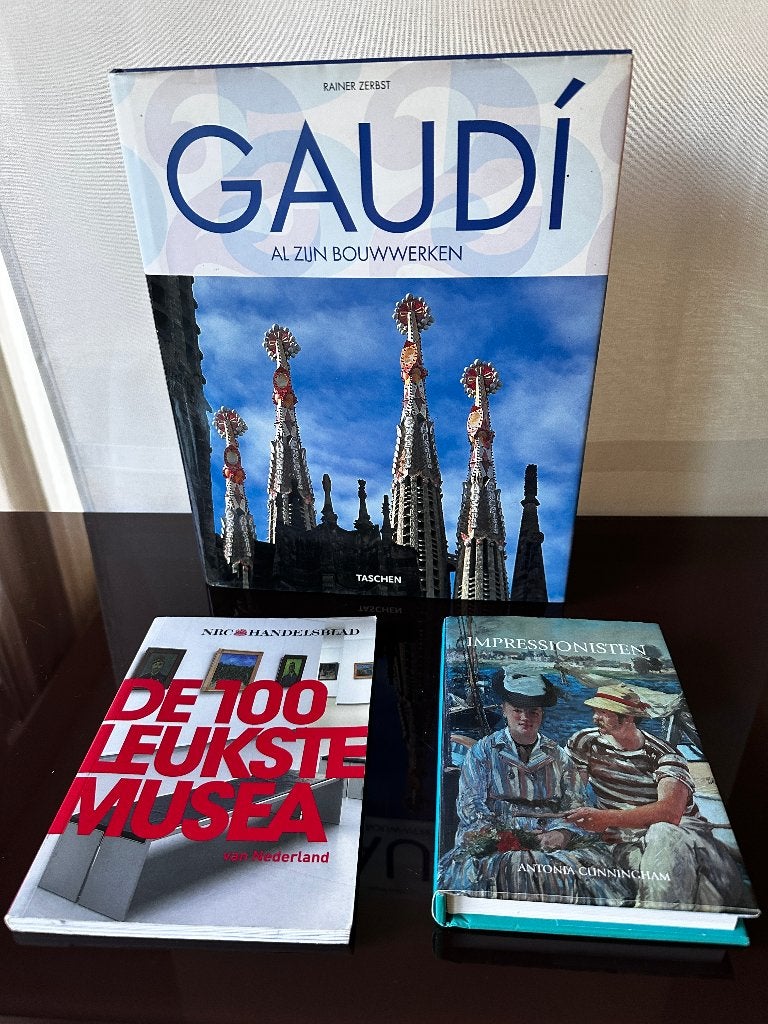Kunst: Gaudi - impressionisme, Boeken, Ophalen