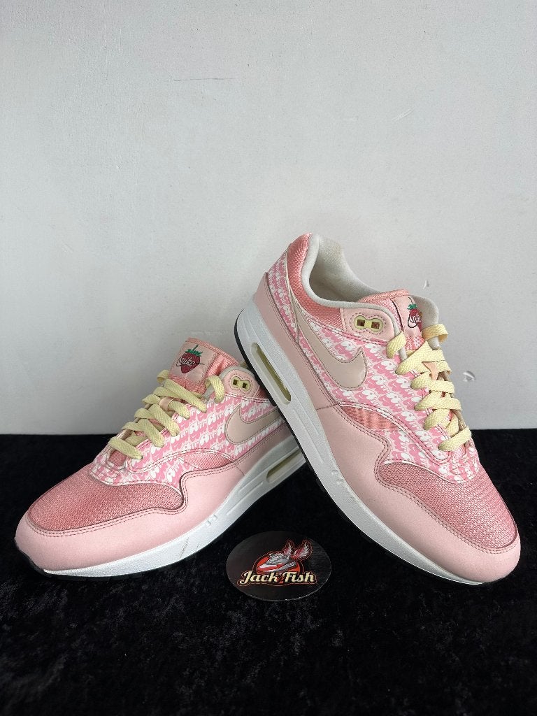 Nike air Max 1 Strawberry Lemonade - size 43, Overige kleuren, Nike, Ophalen of Verzenden, Sneakers of Gympen