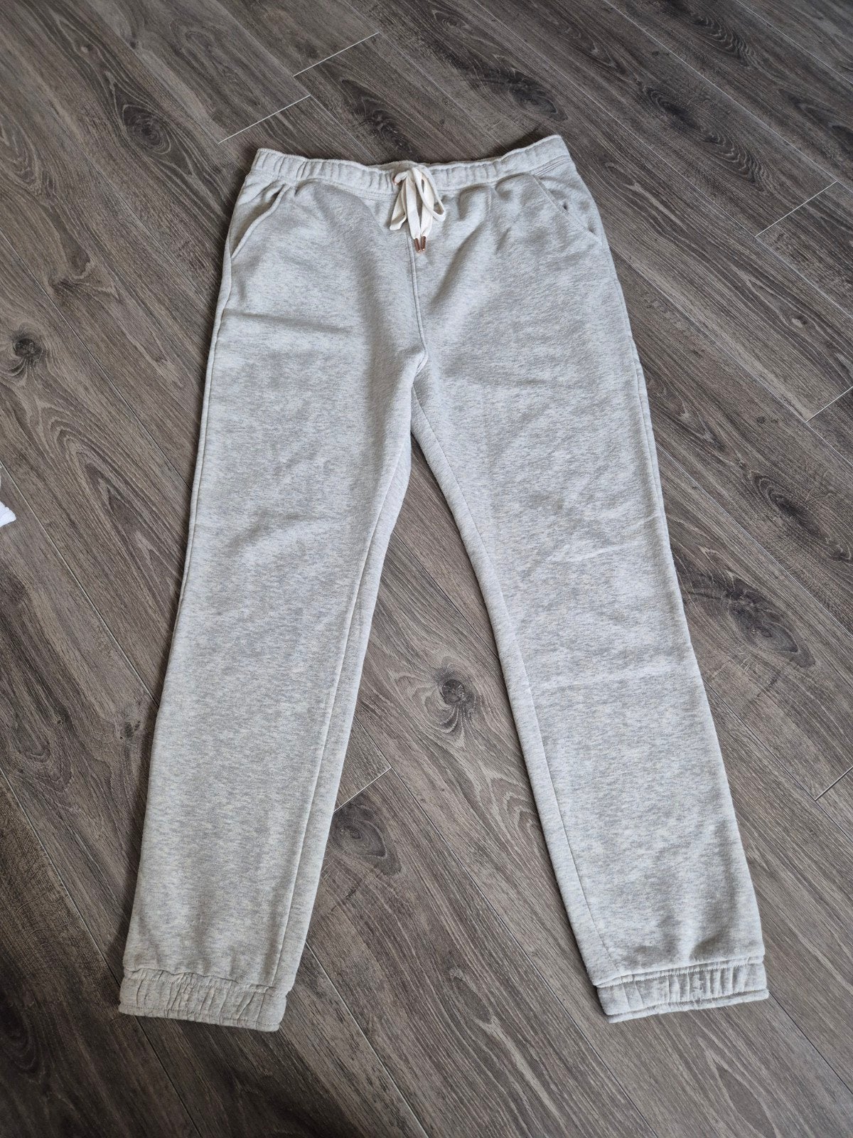 Hunkemöller joggingbroek, maat XL, grijs, Maat 46/48 (XL) of groter, Ophalen of Verzenden, Gedragen, Hunkemöller