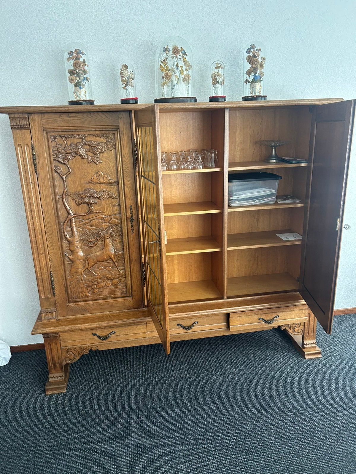 Mooie kast, 185cm breed en 165cm hoog, Ophalen