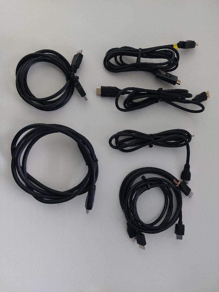 HDMI kabels, Ophalen of Verzenden, Zo goed als nieuw, Minder dan 2 meter, HDMI-kabel