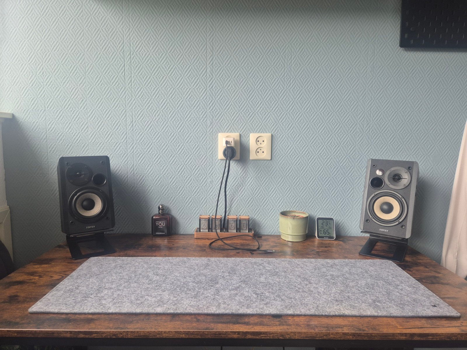 Edifier R1280DB speakerset zwart – Bluetooth, Ophalen of Verzenden, Zo goed als nieuw, Audiokanaal 2, Edifier