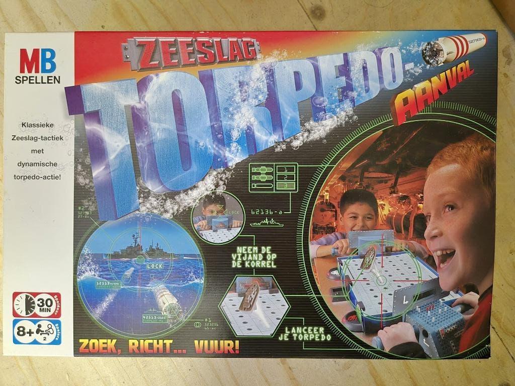 Zeeslag Torpedo Aanval, Hobby en Vrije tijd, Gezelschapsspellen | Bordspellen, Een of twee spelers, Ophalen of Verzenden, Zo goed als nieuw
