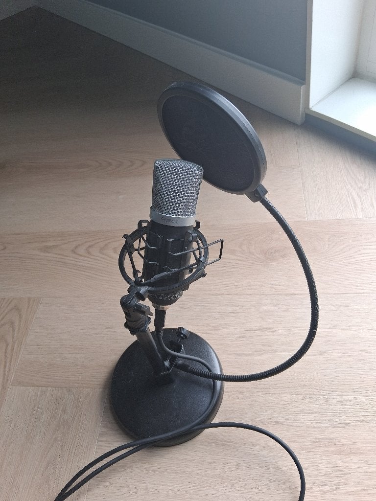 Trust Gaming GXT USB Microfoon - Popfilter Bureau Standaard, Ophalen, Zo goed als nieuw, Zangmicrofoon