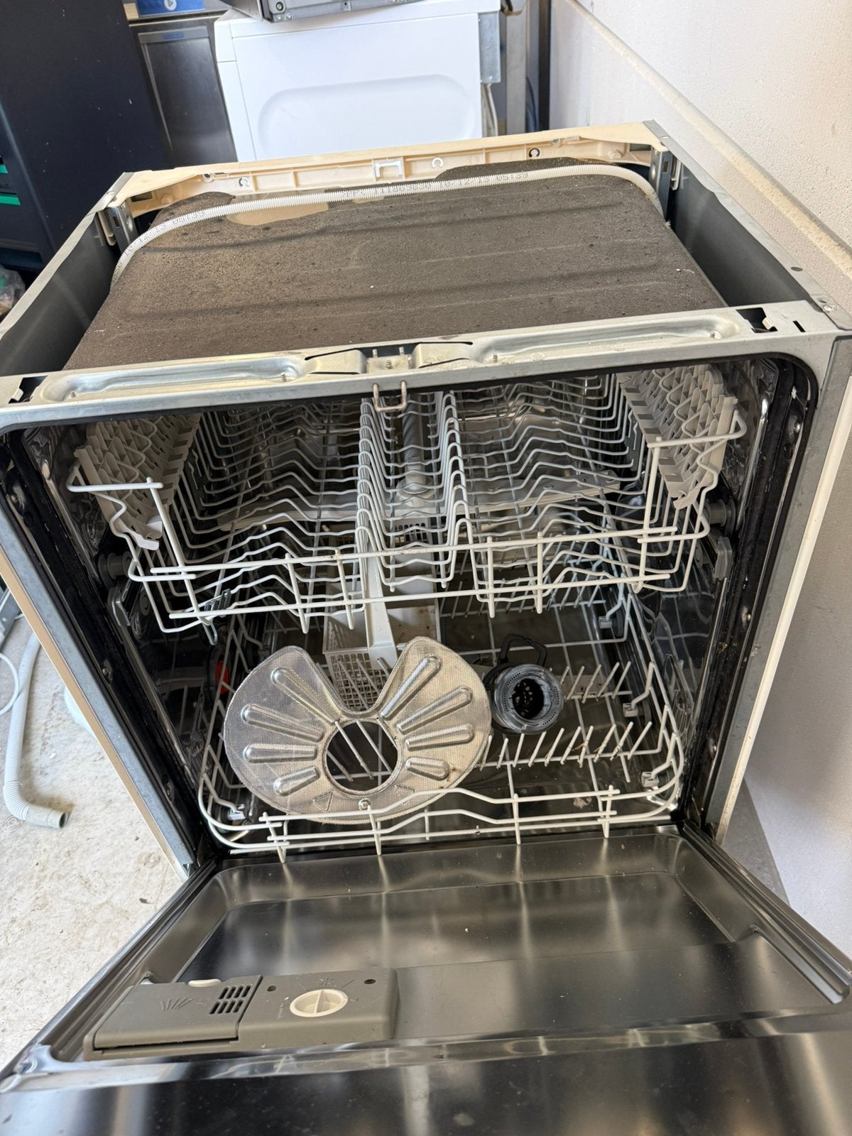 Zanussi inbouw vaatwasser werkt naar behoren, Minder dan 85 cm, Zanussi, Zanussi, 60 cm of meer