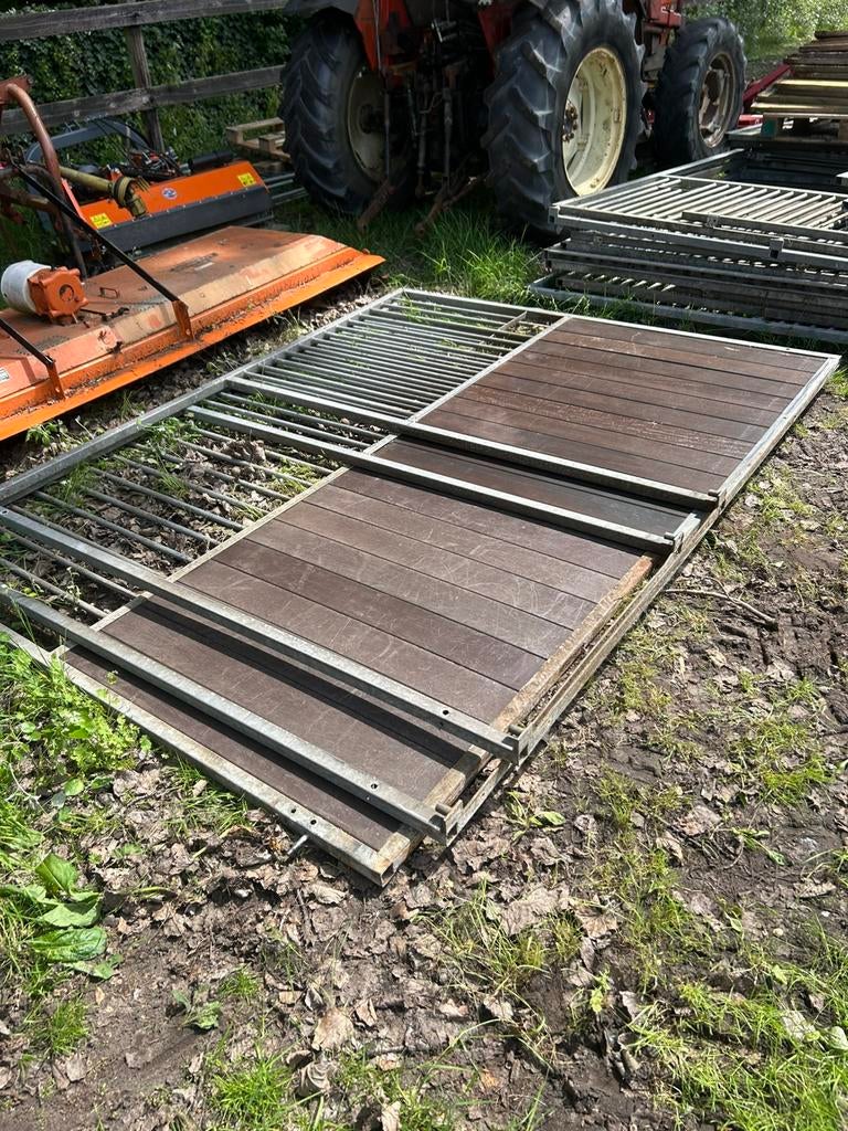 Paardenstallen voorwanden paarden boxen