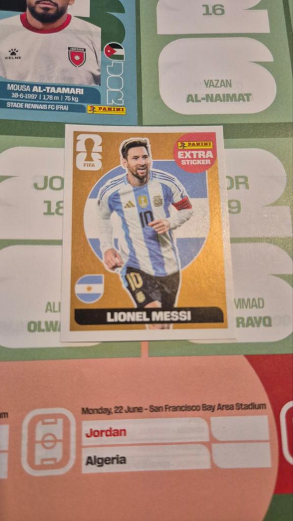 Panini Extra Gold Sticker Lionel Messi WK 2026, Verzamelen, Ophalen of Verzenden, Nieuw, Buitenlandse clubs, Poster, Plaatje of Sticker