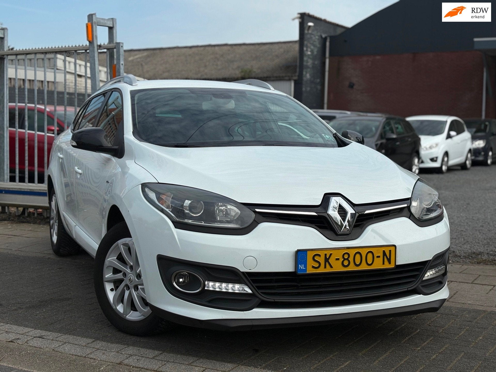 Renault Mégane Estate 1.2 TCe Limited| NWE D-Ketting| LED |, Auto's, Voorwielaandrijving, Stof, Gebruikt, 4 cilinders