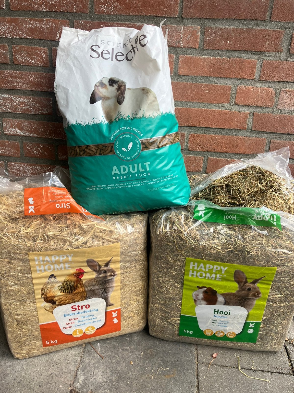 Selective konijnenvoer, stro en hooi, Ophalen, Zo goed als nieuw