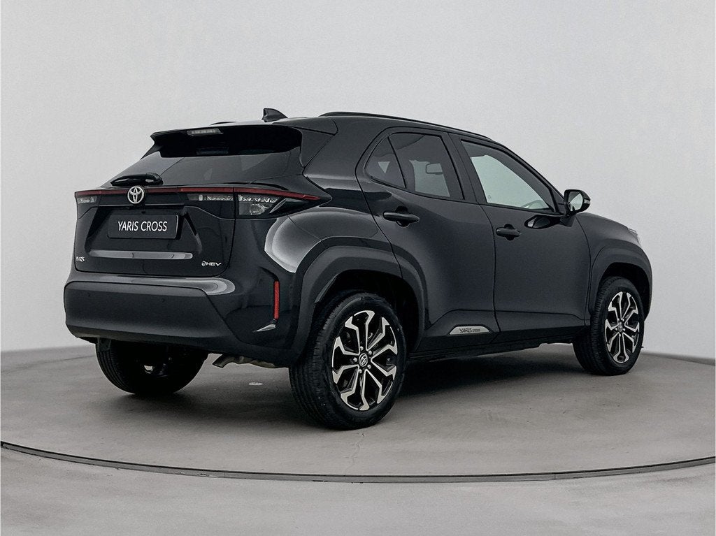 Toyota Yaris Cross 1.5 Hybrid 115 Dynamic Comfort Pack *DEMO, Stof, 116 pk, Zwart, 1490 cc