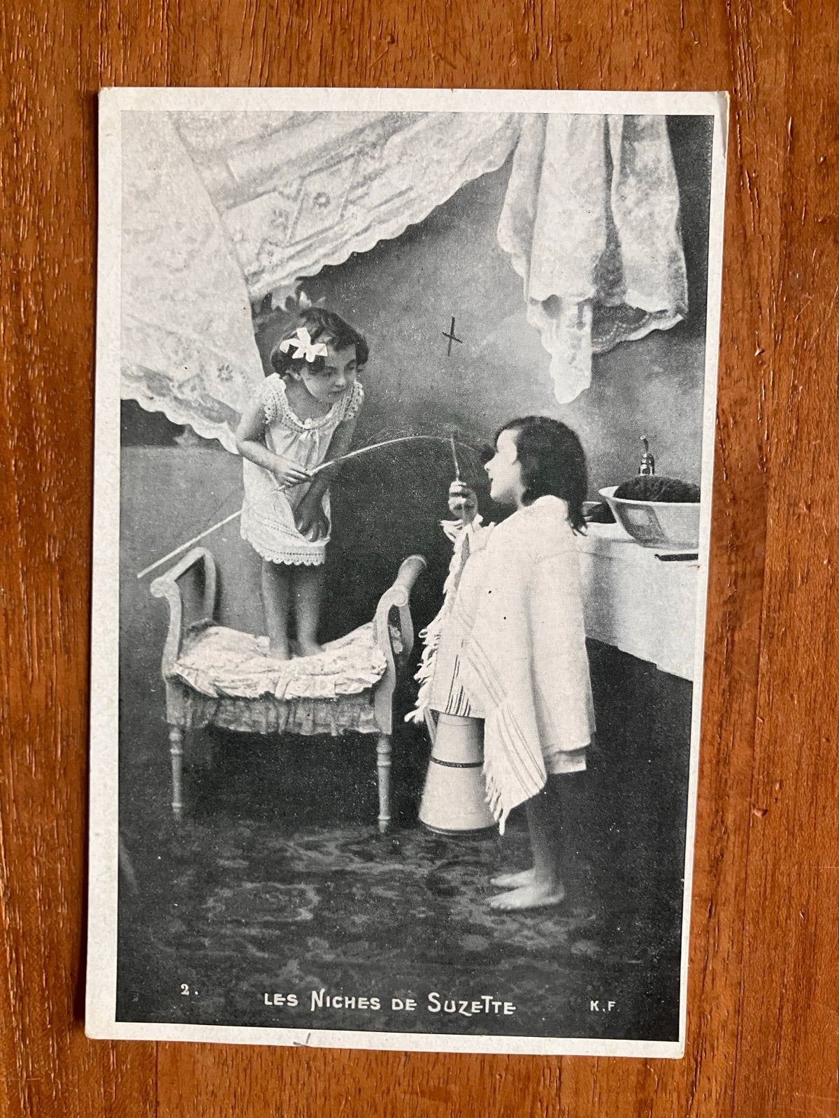 'Les Niches de Suzette' - 2. Spelende meisjes, Ophalen of Verzenden, Voor 1920, Ongelopen, Kinderen