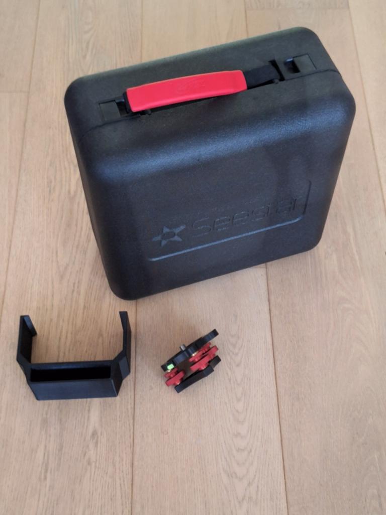 Seestar S50 Smart Telescoop met Statief en Koffer, Ophalen, Lenzentelescoop (refractor), Met statief, Zo goed als nieuw