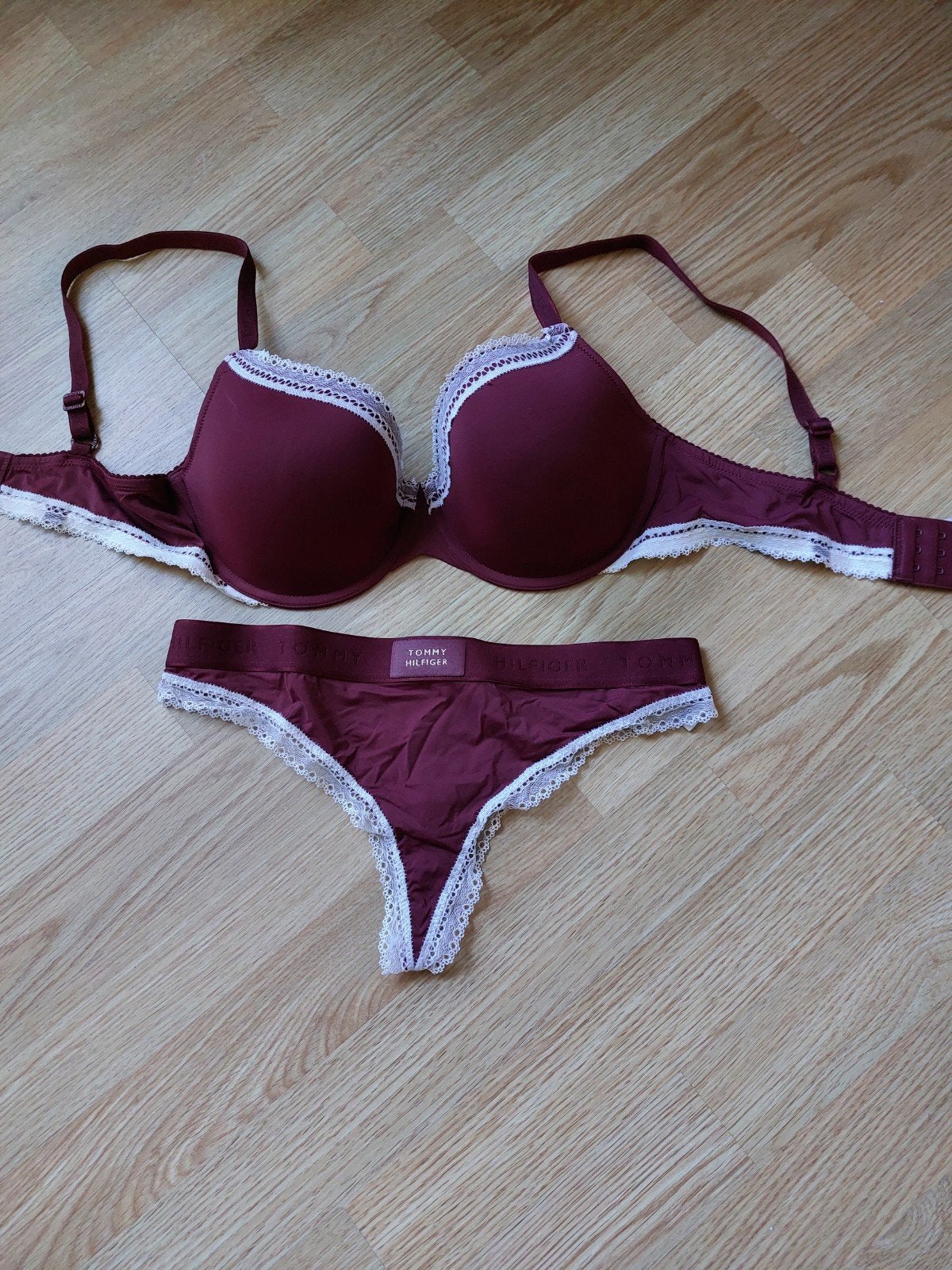 Lingerie setje Tommy Hilfiger, Tommy Hilfiger, Verzenden, Rood, Setje