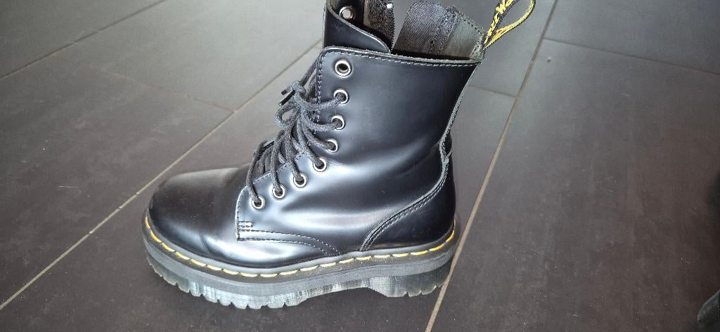 Dr. Martens Jadon maat 36, Ophalen, Zwart, Lage of Enkellaarzen, Dr. Martens