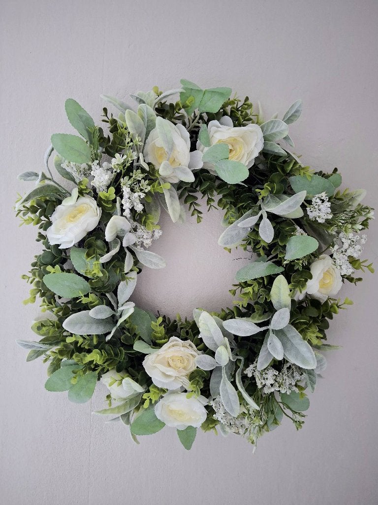 NIEUWE decoratieve krans 50cm – Witte rozen & eucalyptus, 50 cm, Krans, Nieuw, Ophalen of Verzenden
