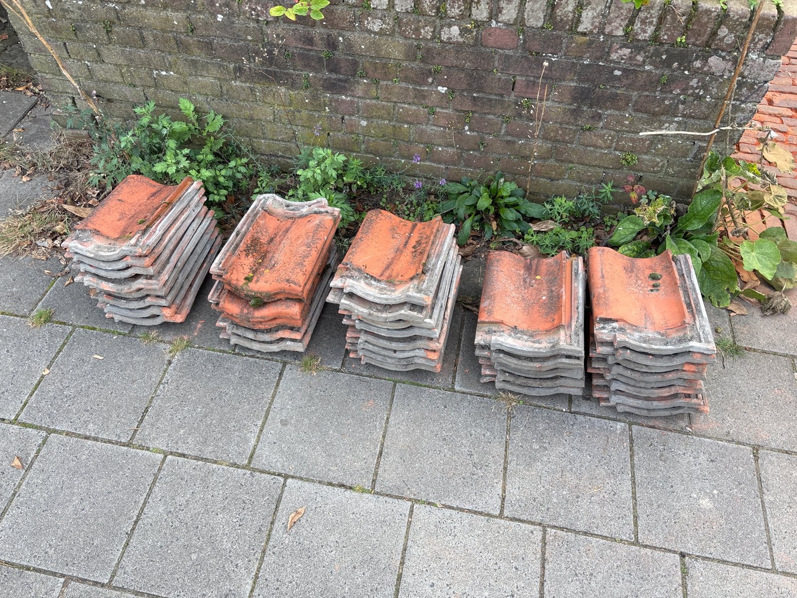 26 Gebruikte dakpannen - Oranje/Rood - Diverse hoeveelheden, Ophalen, Gebruikt, Steen of Klei, Minder dan 5 m²
