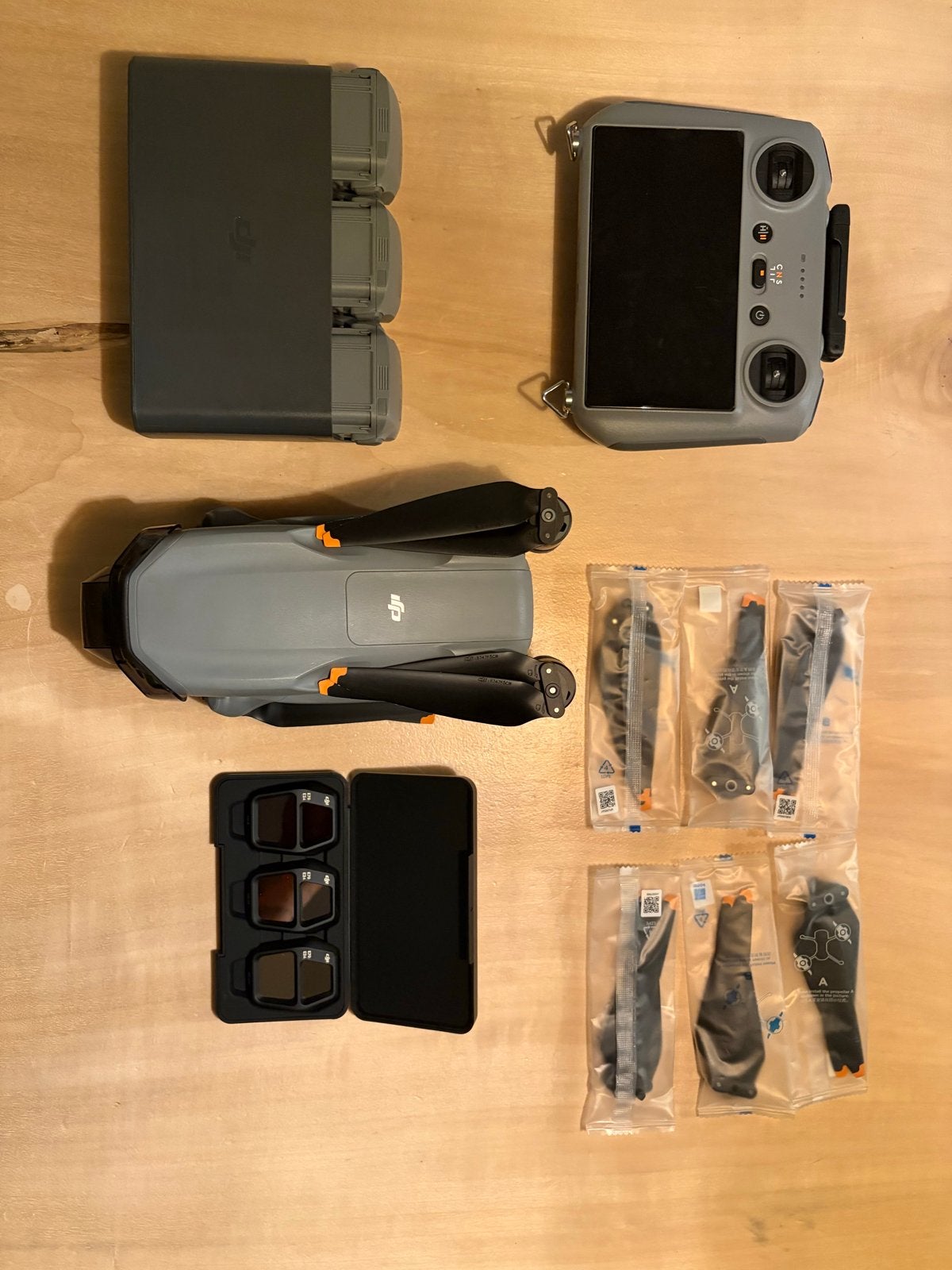 DJI Air 3S Fly More Combo + Smart Controller + ND Filter, Audio, Tv en Foto, 250 tot 900 gram, 30 tot 45 minuten, Cameradrone