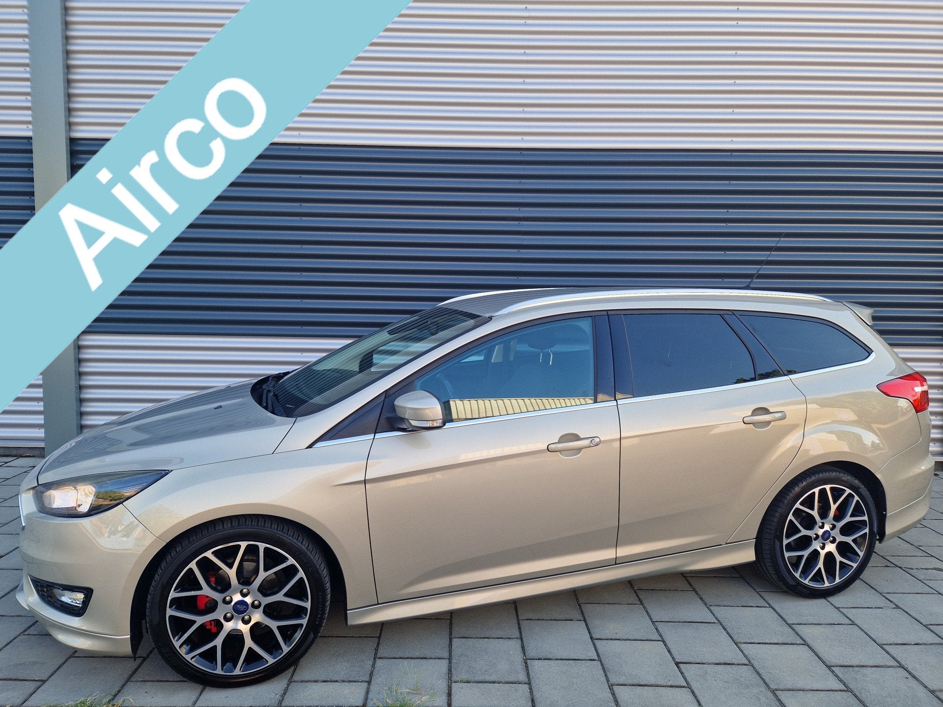 Ford FOCUS Wagon 1.0 Titanium Edition Topstaat, Climatronic,, Auto's, Gebruikt, Euro 6, Handgeschakeld, 1216 kg