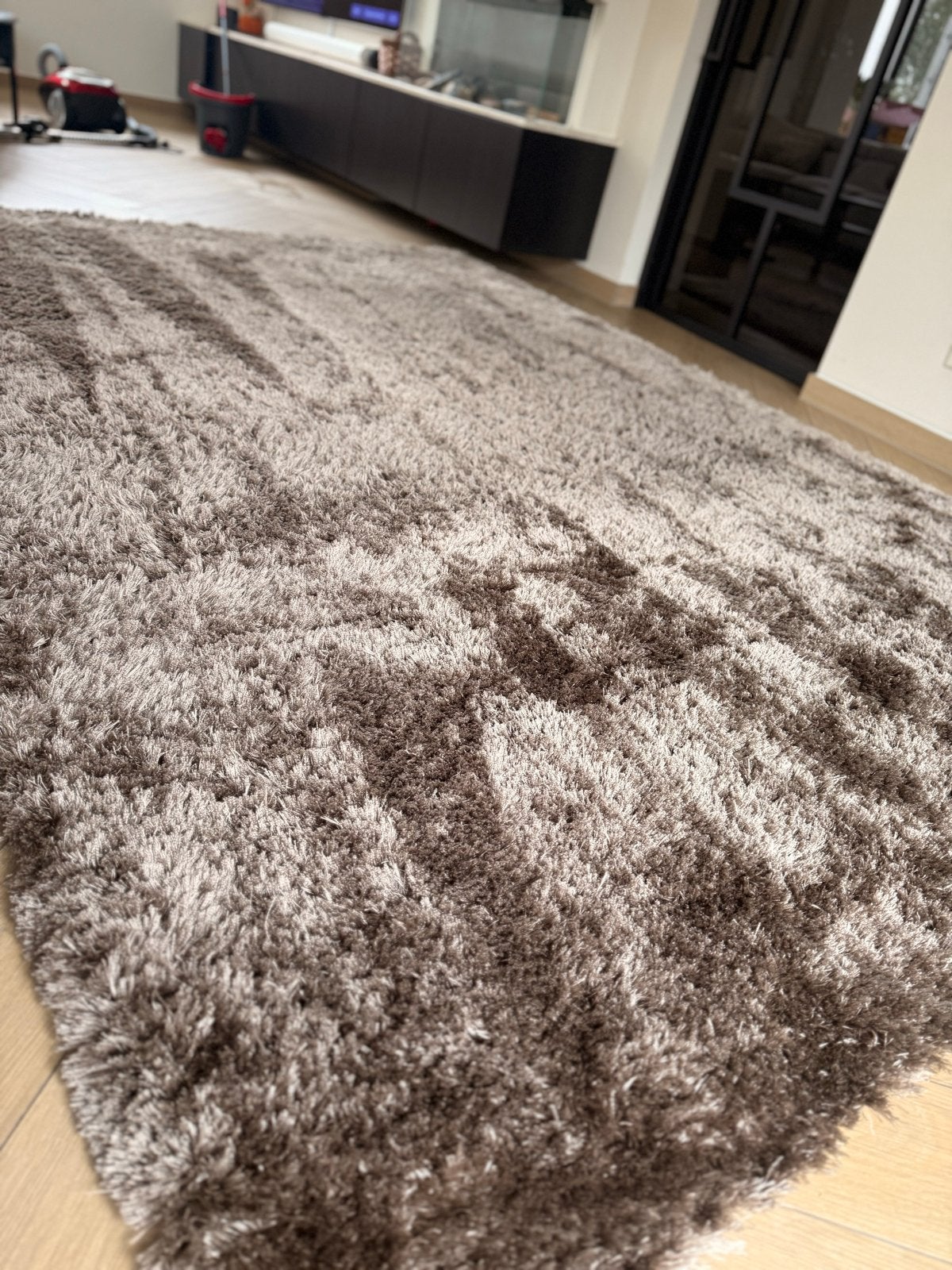 Bruin hoogpolig vloerkleed - Zo goed als nieuw, Ophalen, Bruin, 200 cm of meer, Zo goed als nieuw