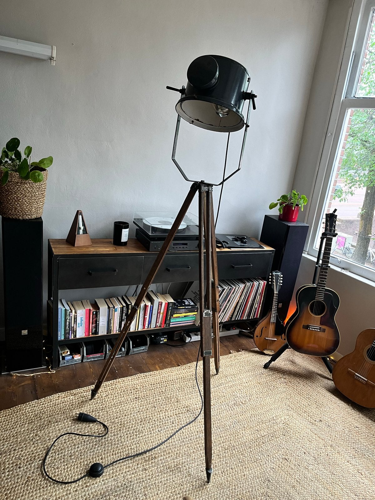 Vintage Industriële Lamp - 360 Volt Amsterdam, Ophalen, Zo goed als nieuw, Metaal, 150 tot 200 cm