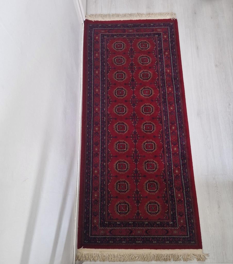 Rood tapijt met traditioneel patroon, Gebruikt, 150 tot 200 cm, Rechthoekig, Rood