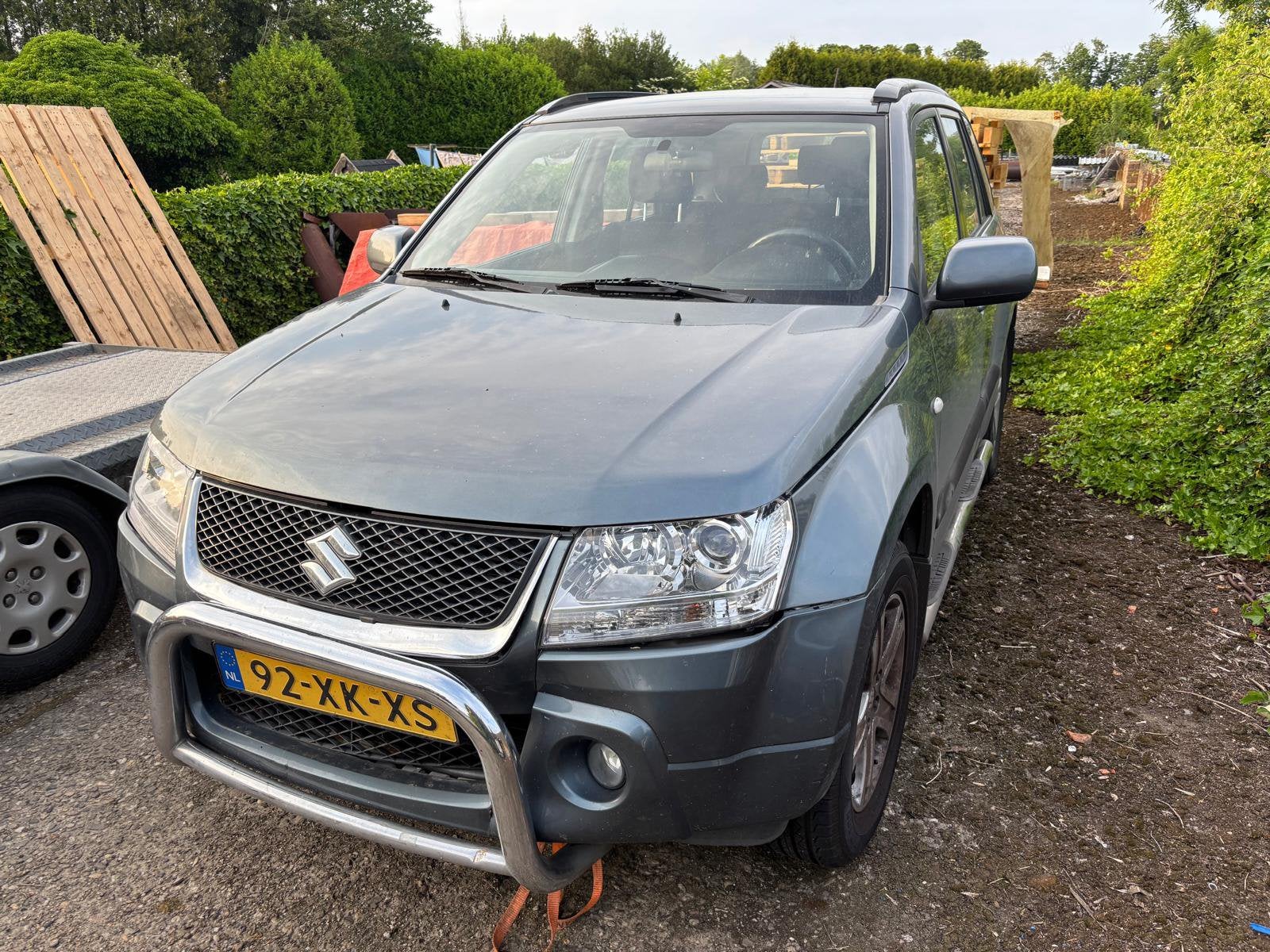 Grand vitara 2.0 2007 motor defect, Auto-onderdelen, Carrosserie en Plaatwerk, Ophalen, Motorkap