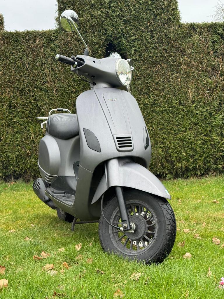 Btc riva orgineel met blauwe plaat, Ophalen, 49 cc, Zo goed als nieuw, Benzine