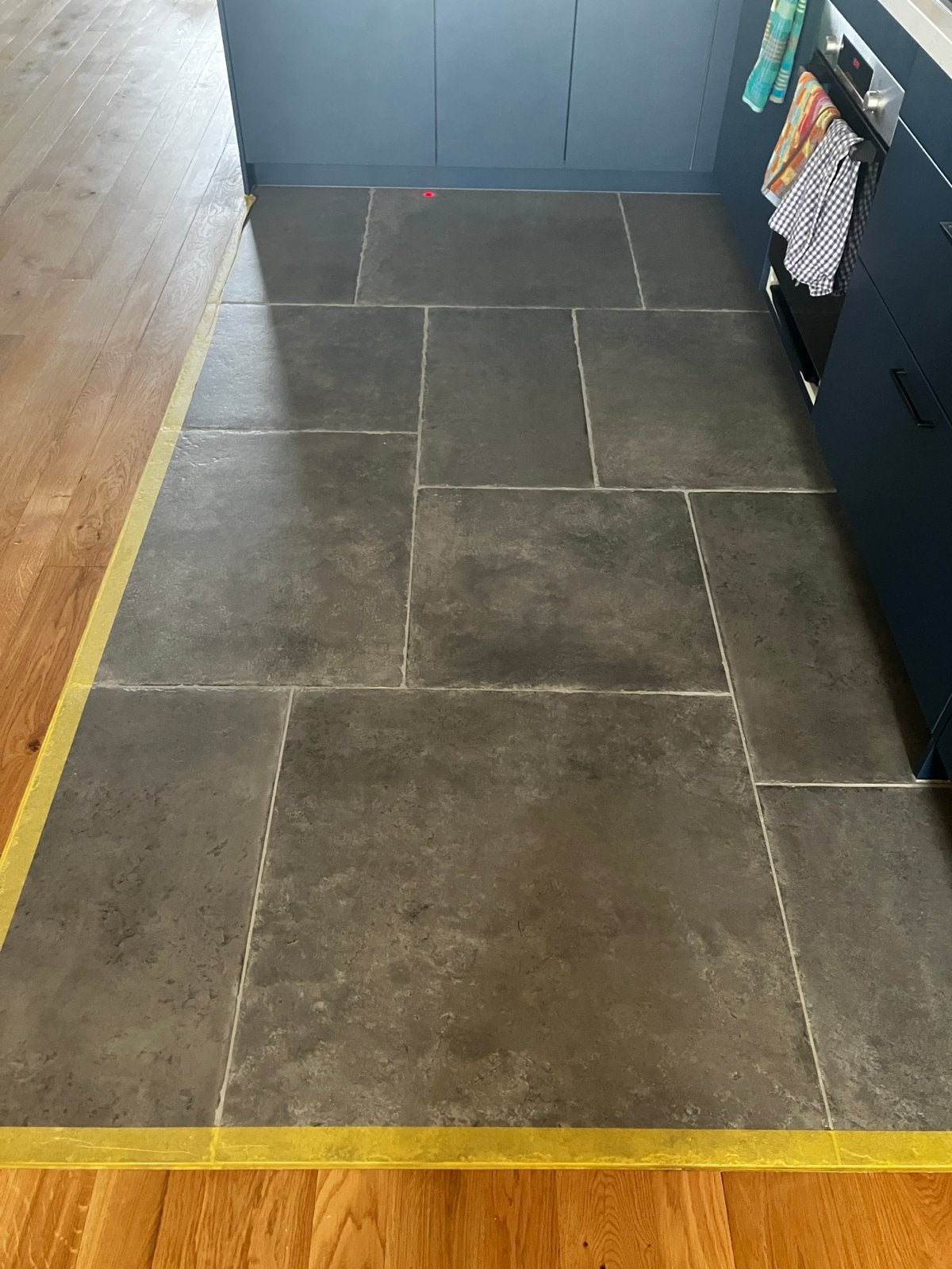 Tegels diverse maten, totaal ca. 1,5-2 m2, Ophalen, 60 cm of meer, Keramiek, Zo goed als nieuw