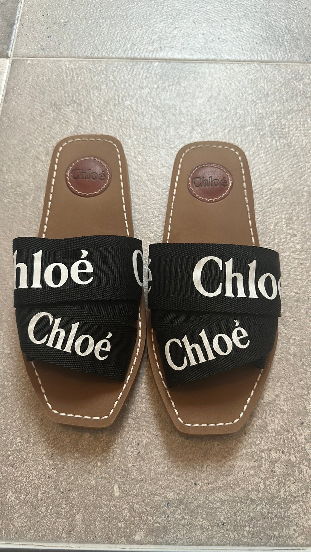 Chloe slippers, Kleding | Dames, Schoenen, Slippers, Verzenden, Zwart, Zo goed als nieuw