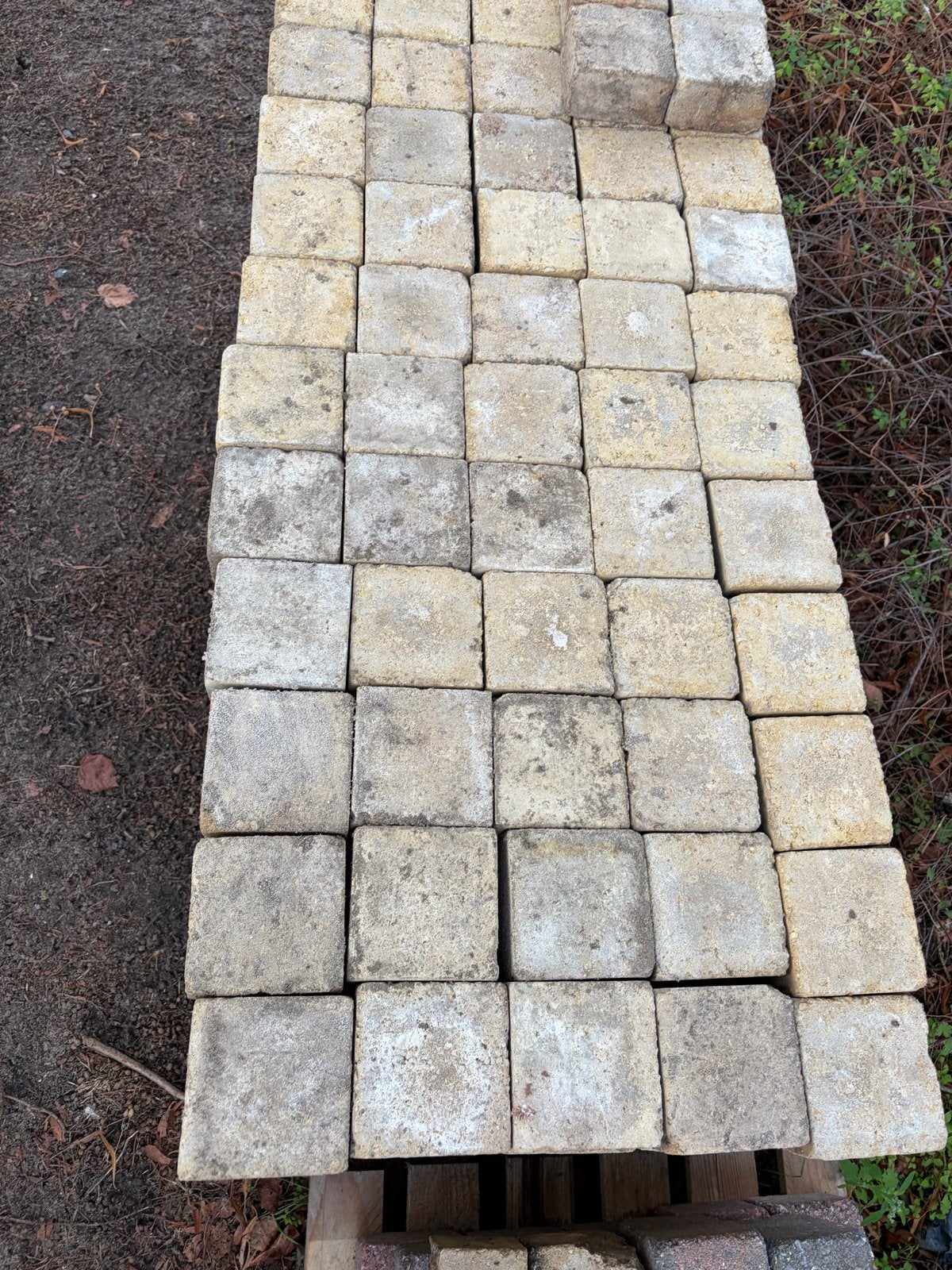 Gebruikte betontegels/klinkers voor tuin of oprit, Tuin en Terras, Overige materialen, Gebruikt, Klinkers, Ophalen of Verzenden