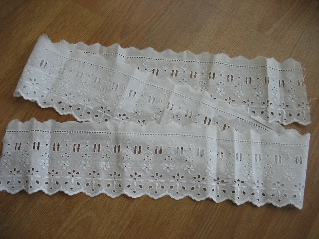 Restantje Ouderwets Broderie Kant Ruches Manchetten, Ophalen of Verzenden, Zo goed als nieuw, Kant