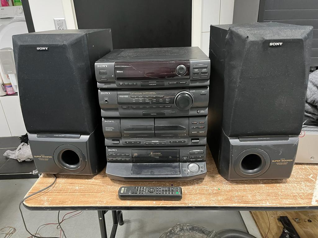 Sony Stereo Set – Speakers Goed, Toren Heeft Reparatie Nodig, Audio, Tv en Foto, Stereo-sets, Gebruikt, Cassettedeck, Dvd-speler
