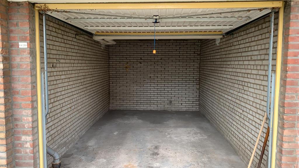 Garage te huur in Wormerveer, Huizen en Kamers, Noord-Holland