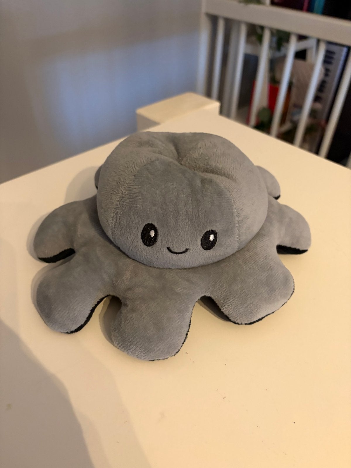 Omkeerbare Octopus Knuffel - Grijs/Zwart, Overige karakters, Overige typen, Nieuw, Ophalen of Verzenden