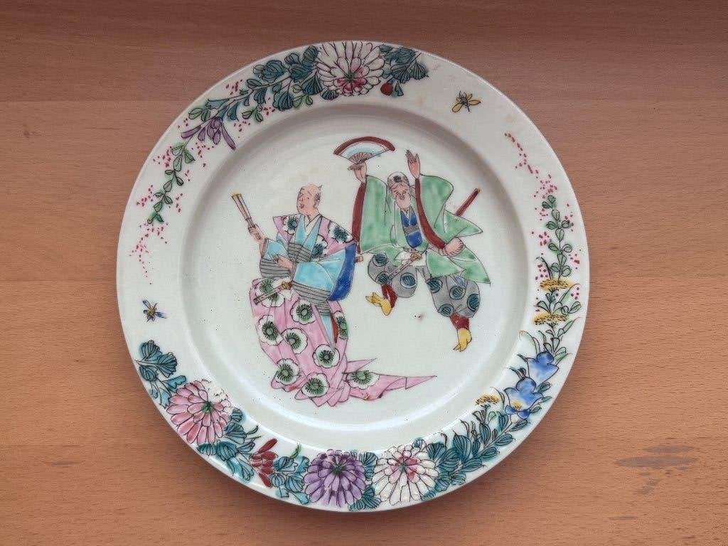 Antiek Chinees Bord met Handgeschilderde Scène, Ophalen of Verzenden