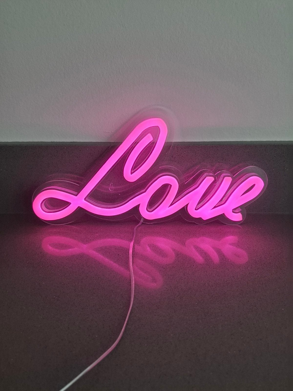 Neon Love Lamp - Roze LED Decoratie van Xenos, Overige merken, Kunststof, Roze, Ophalen of Verzenden