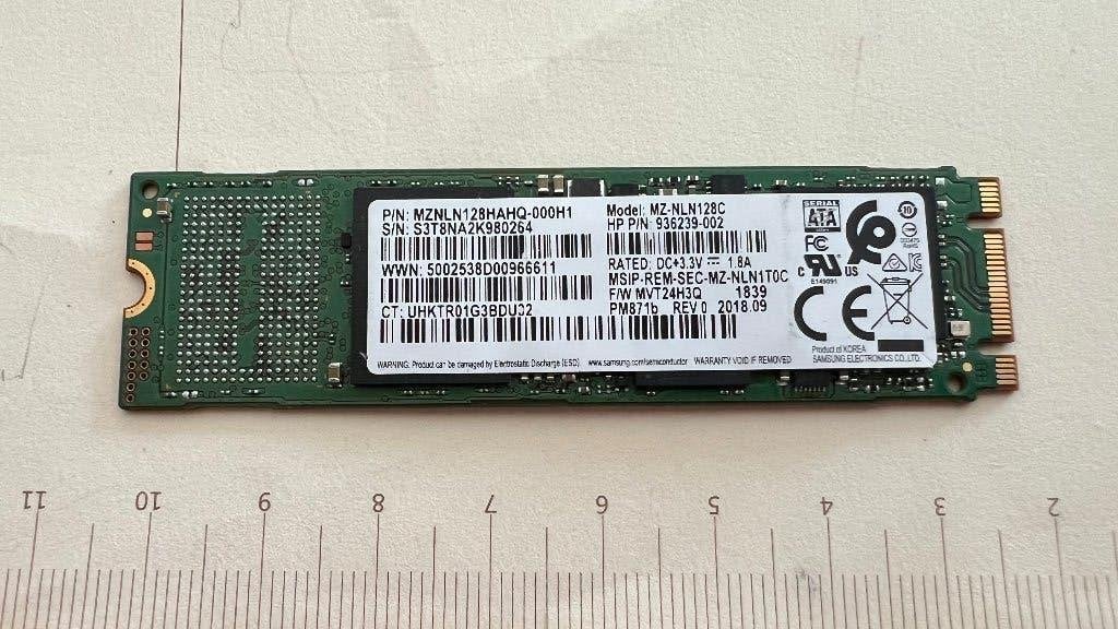 Samsung PM871b 128GB M.2 SATA SSD, Computers en Software, Intern, Gebruikt, Samsung SSD, Ophalen of Verzenden