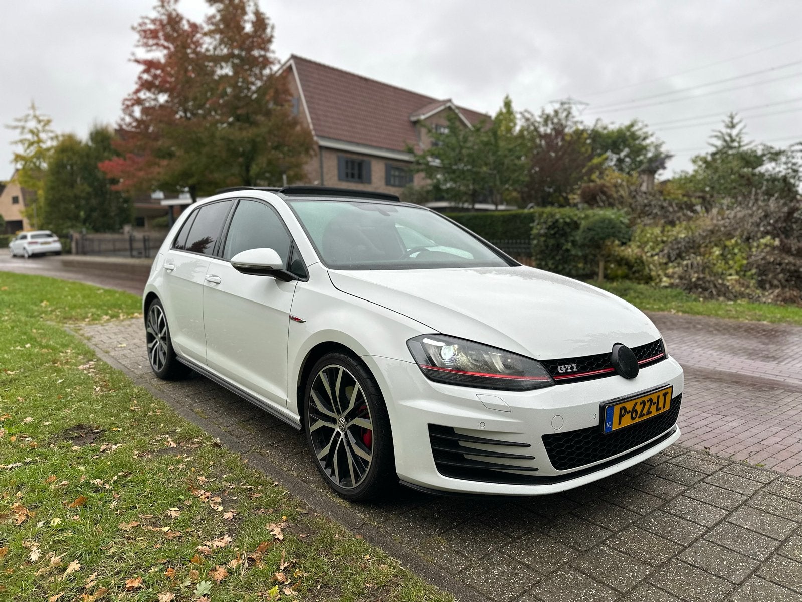 Volkswagen Golf 2.0 TSI 162KW 5D DSG,PANO Wit, Auto's, Volkswagen, Particulier, Golf, ABS, Achteruitrijcamera, Adaptieve lichten