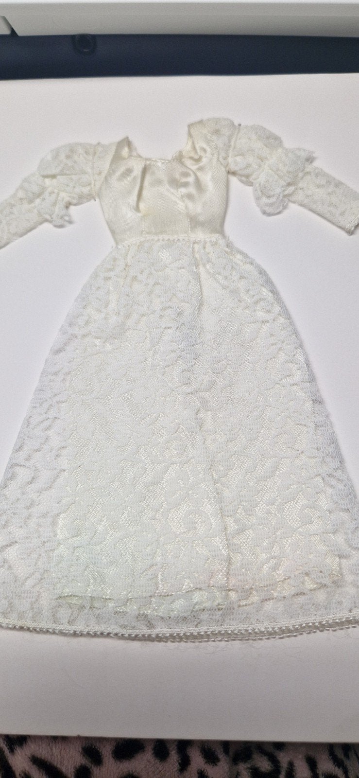Barbie vintage bruidsjurk, Verzamelen, Poppen, Verzenden, Zo goed als nieuw