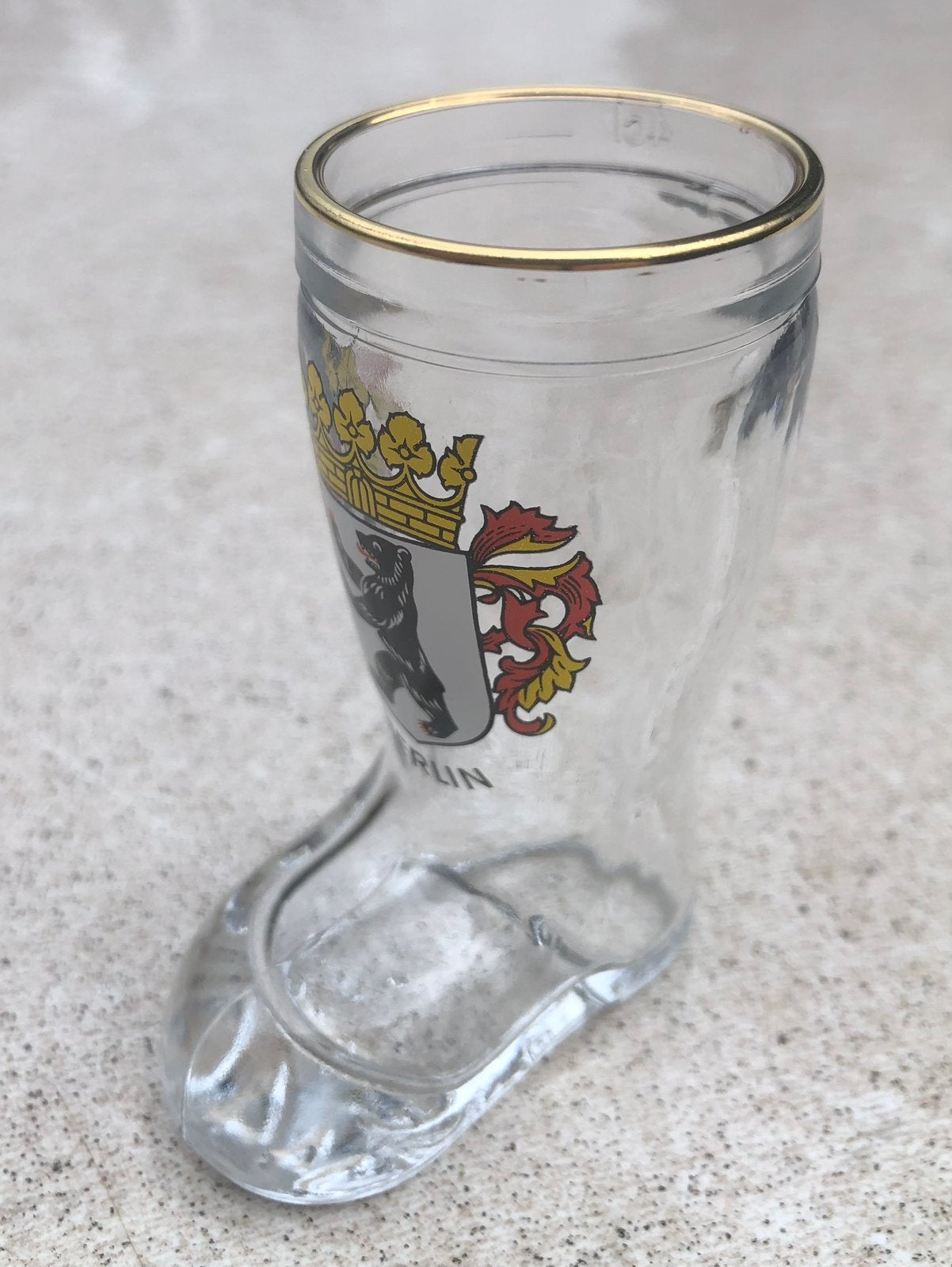 Laars bier klein glas Berlin Berlijn, Verzamelen, Biermerken, Ophalen of Verzenden, Zo goed als nieuw, Glas of Glazen, Overige merken