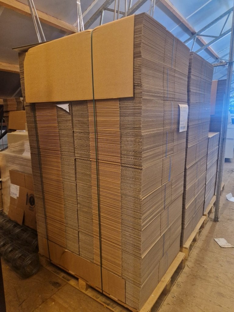 Kartonnen dozen 500x300x250 mm 1.800 stuks; 4 pallets, Ophalen, Doos, Opvouwbaar, Minder dan 50 cm