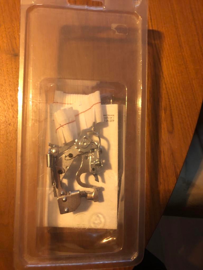 Nieuwe Pfaff Ruffler voet voor naaimachine, Hobby en Vrije tijd, Naaimachines en Toebehoren, Ophalen of Verzenden, Nieuw, Toebehoren