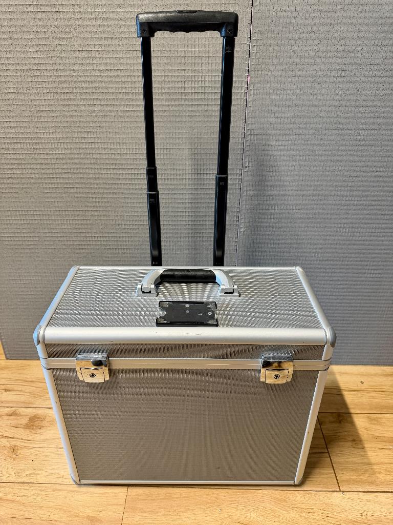 Ahrend pilotenkoffer / documentenkoffer / trolley, Minder dan 50 cm, Zo goed als nieuw, Metaal, Wieltjes