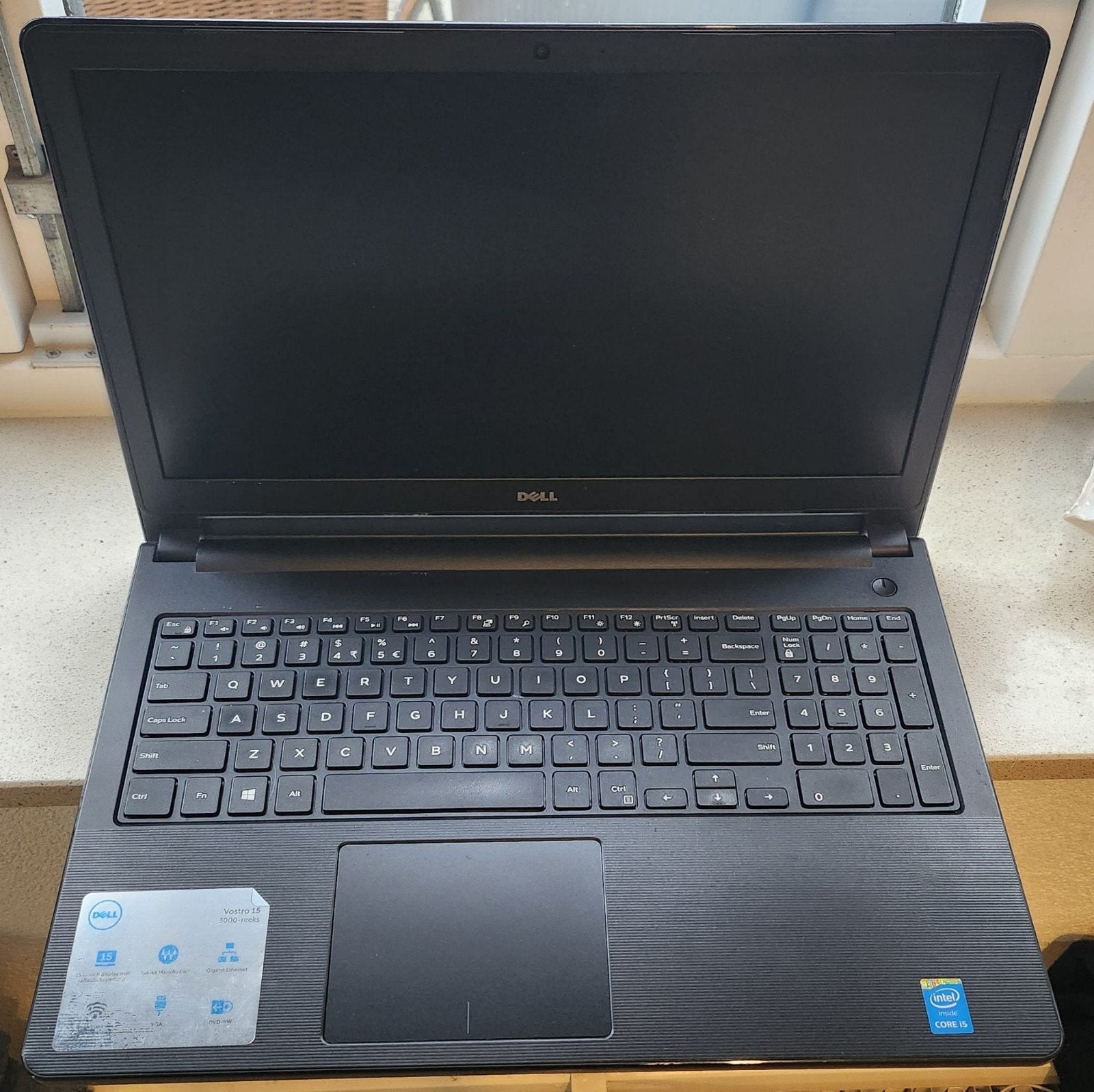 Dell vostro laptop/ DEFECT voor onderdelen/, Computers en Software, Ophalen of Verzenden, 15 inch, Onbekend