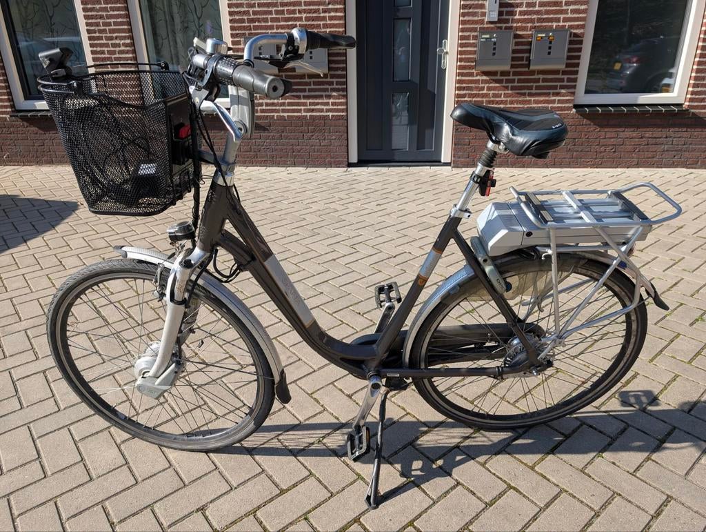 (Lees beschrijving!)Elektrische dames fiets sparta e-motion, Fietsen en Brommers, Elektrische fietsen, Gebruikt, Sparta, 55 tot 59 cm