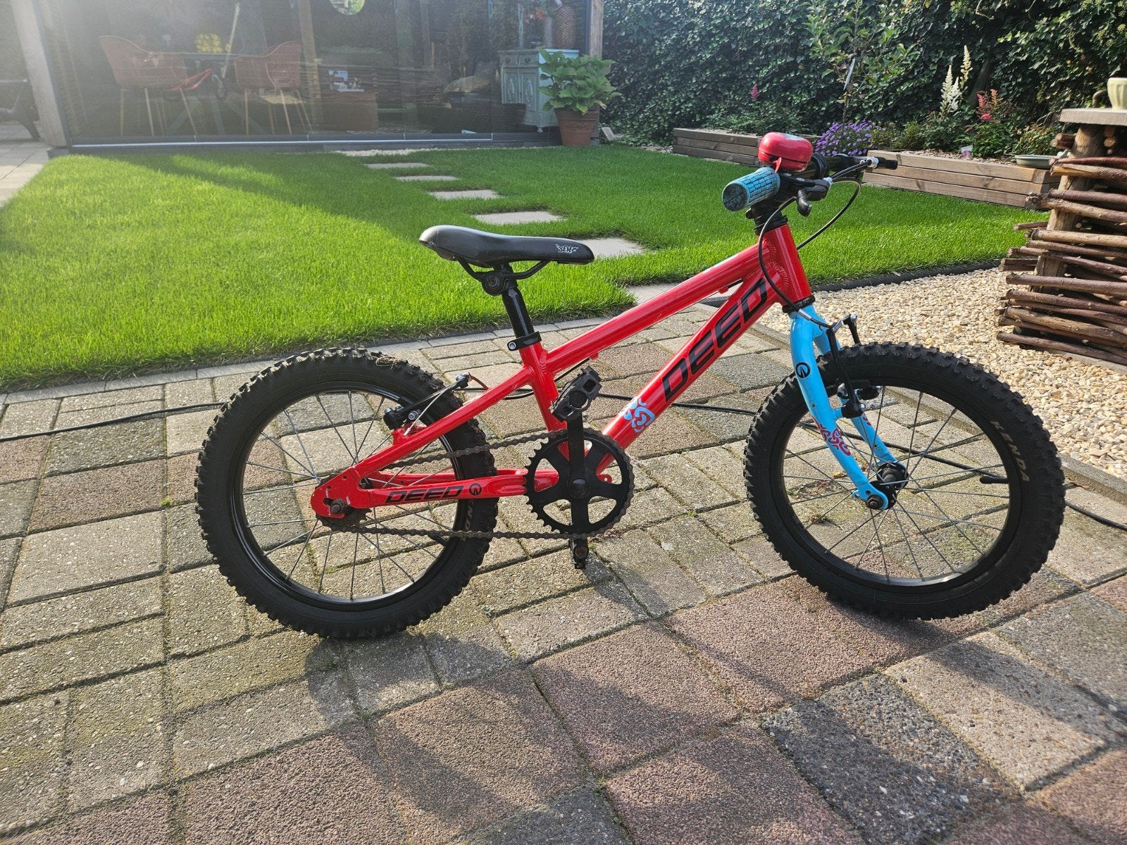 DEED Kinderfiets 16 inch - Rood/Blauw, Ophalen, Velgrem, DEED, 16 tot 20 inch