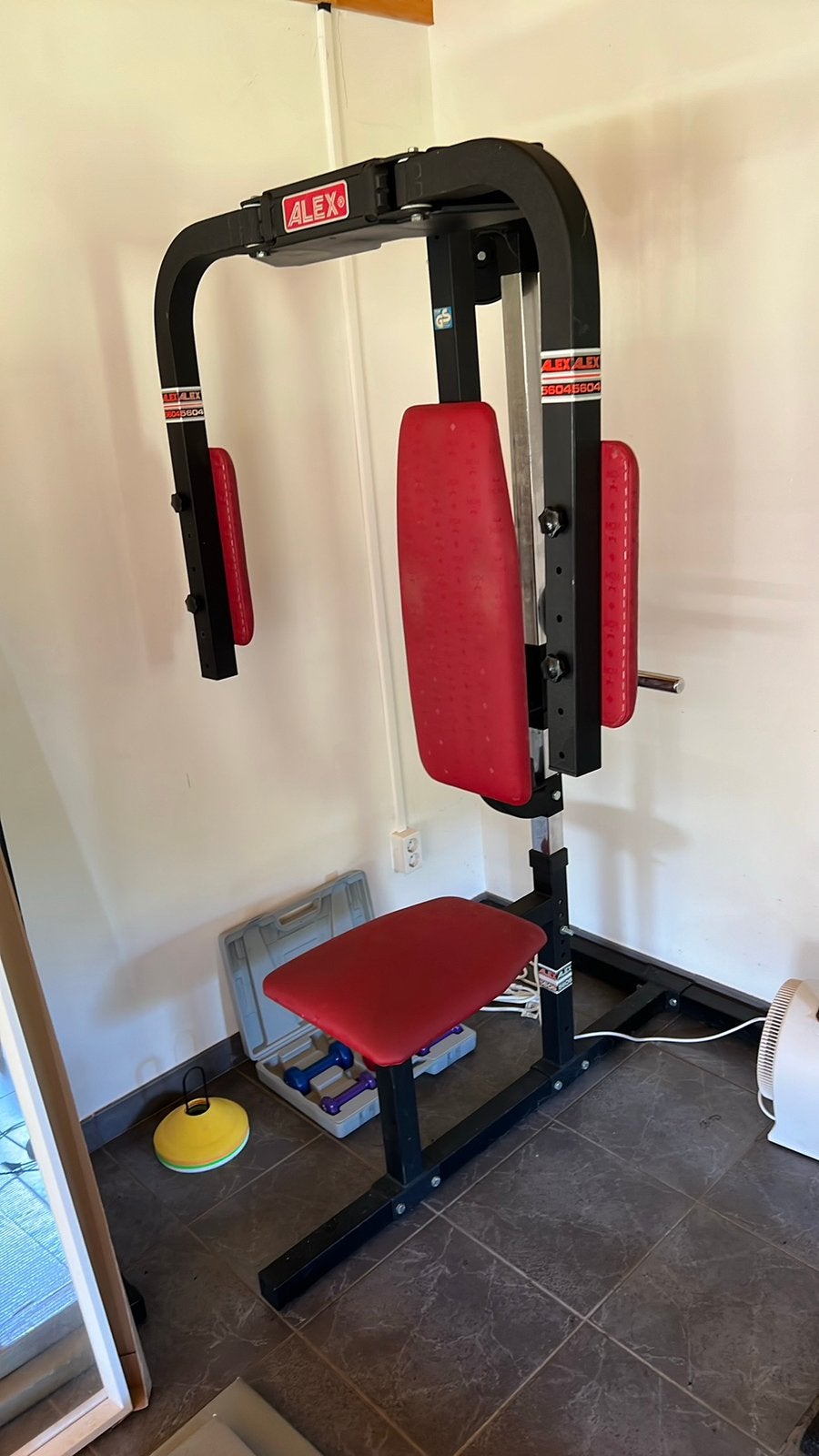 Pec deck machine, Ophalen, Zo goed als nieuw, Krachtstation
