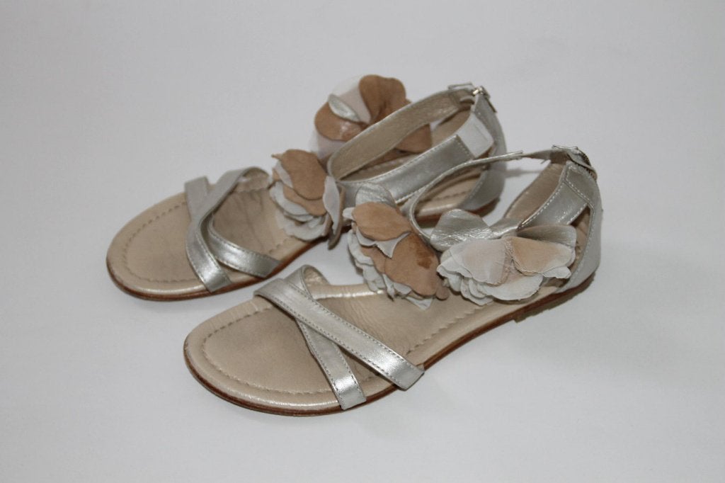super mooie sandalen met zilver 36 in ~~nieuw~~ staat, Overige typen, Zo goed als nieuw, Verzenden, Meisje